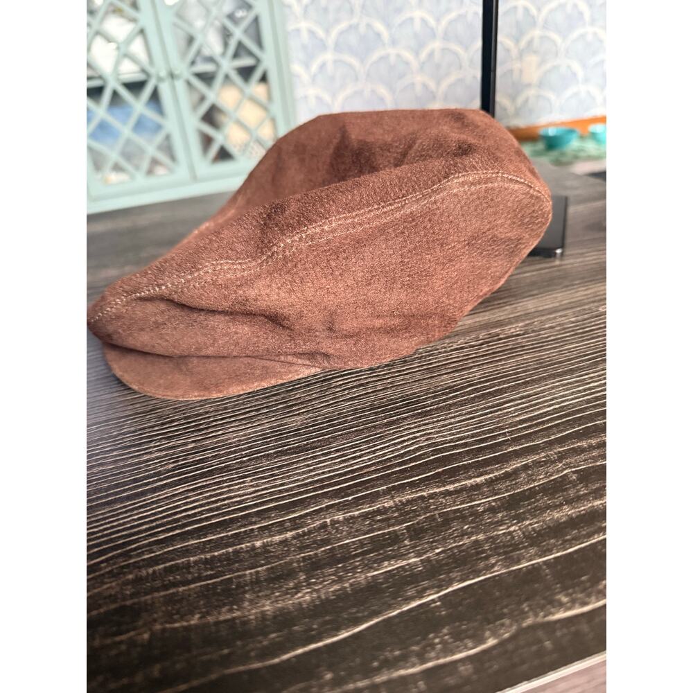 6/$25 Vintage New York Chocolate Brown Derby Newsboy Hat Genuine Suede - Picture 2 of 5